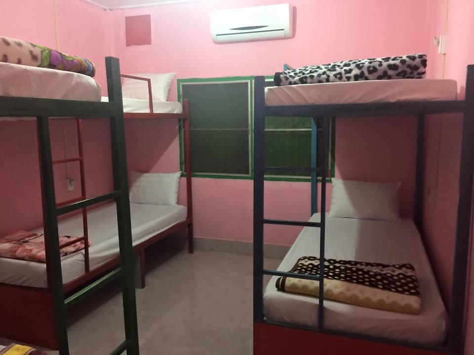 Real Vang Vieng Backpacker Hostel エクステリア 写真