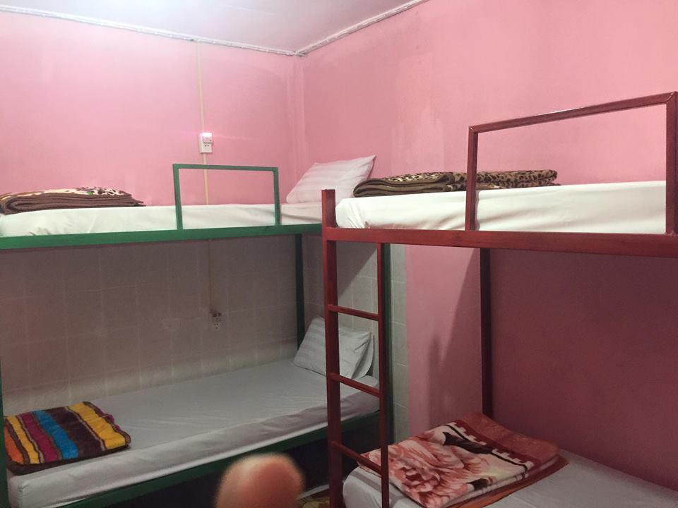 Real Vang Vieng Backpacker Hostel エクステリア 写真