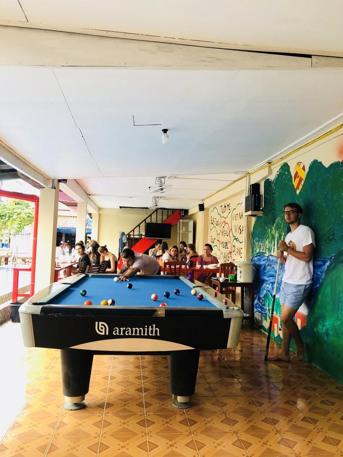 Real Vang Vieng Backpacker Hostel エクステリア 写真