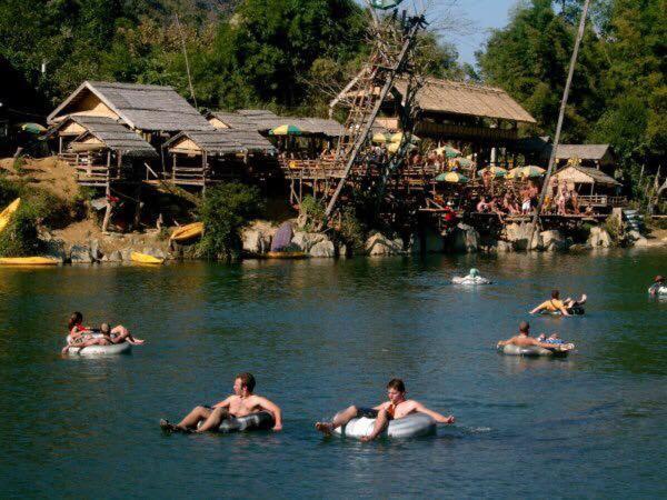 Real Vang Vieng Backpacker Hostel エクステリア 写真